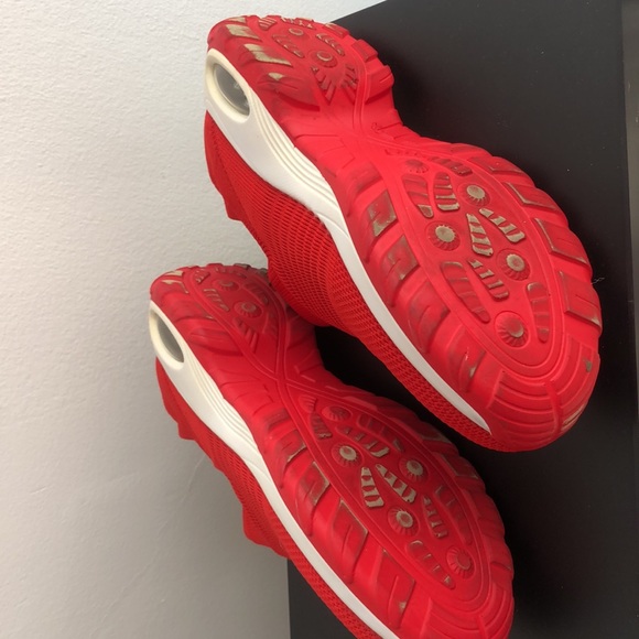 Memory foam sneakers, slip on, size 9.5,arch support Hyper soft orthopedic brand - Picture 7 of 7